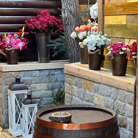 Mоura Boutique & 4* 보로베츠