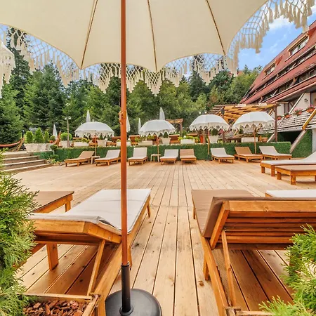 Mоura Boutique & 4* 보로베츠
